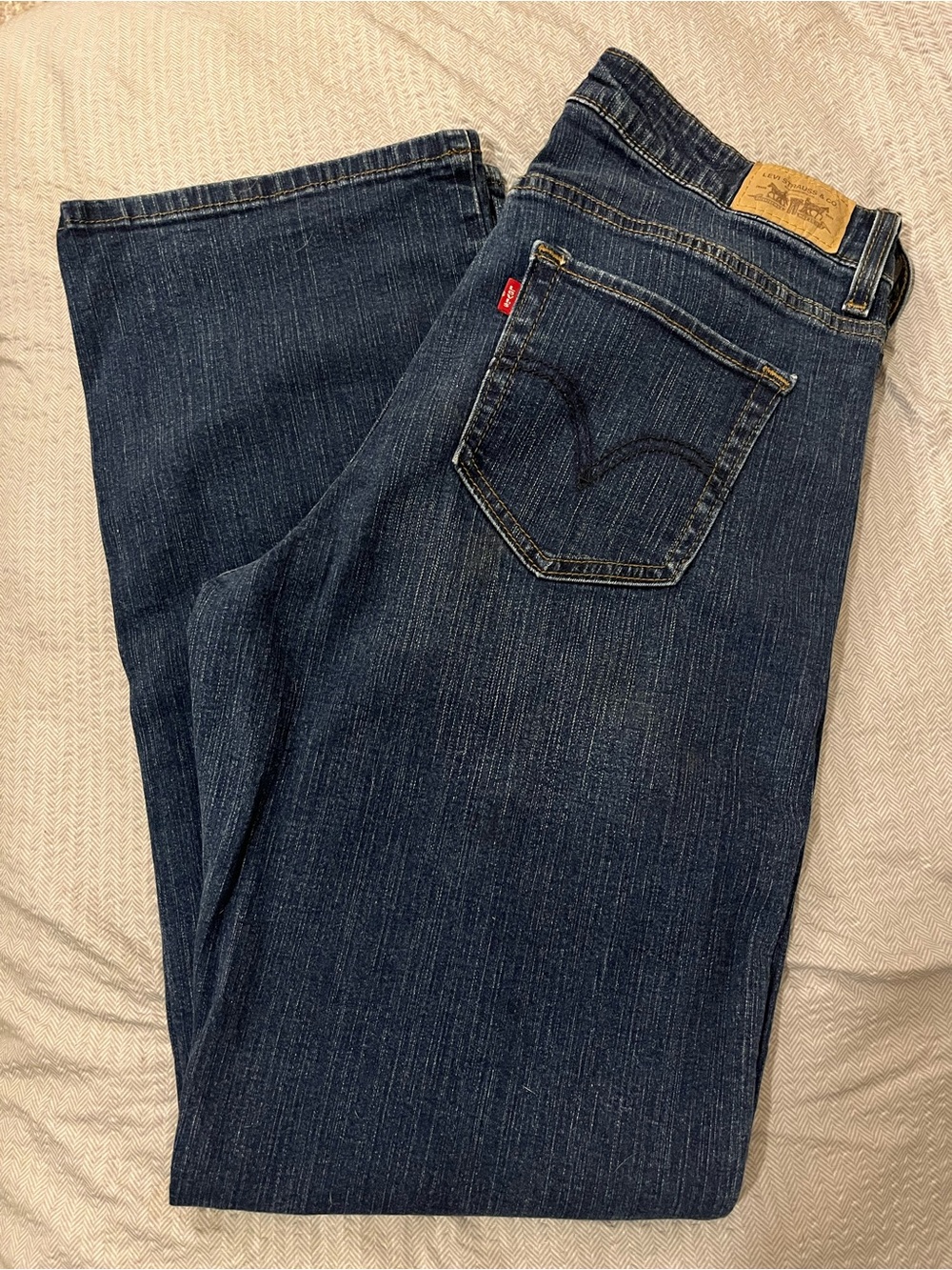 Womens  Levi’s Levis 512 Perfectly Shaping Boot Cut Size 16W Medium Dark Blue
